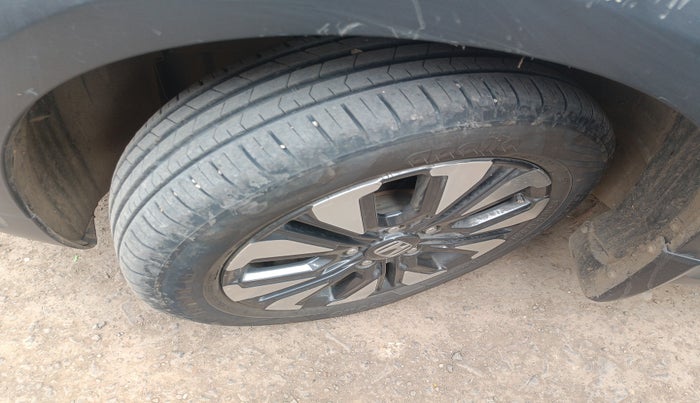 2021 Honda WR-V 1.5L I-DTEC VX MT, Diesel, Manual, 70,517 km, tyre