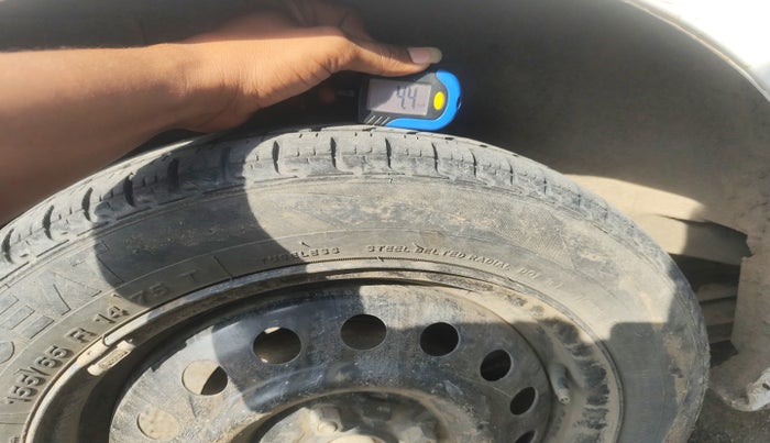 2014 Maruti Wagon R 1.0 VXI, Petrol, Manual, 1,03,893 km, tyre