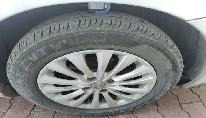 2017 Maruti Ciaz ZETA DIESEL 1.3, Diesel, Manual, 1,26,535 km, tyre