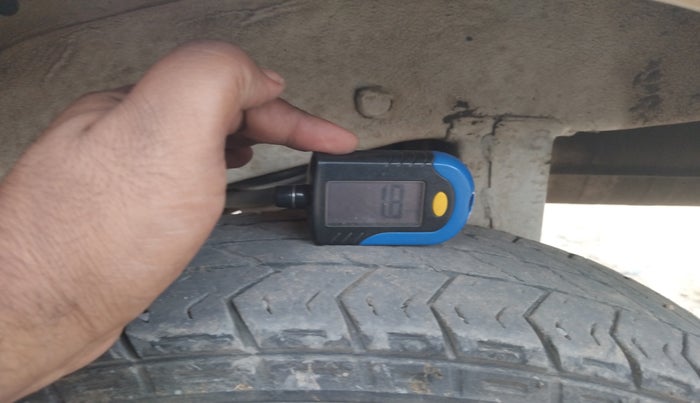 2019 Maruti Eeco 5 STR WITH A/C+HTR, Petrol, Manual, 1,11,496 km, tyre