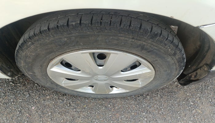 2011 Maruti Swift Dzire VXI, Petrol, Manual, 92,826 km, tyre