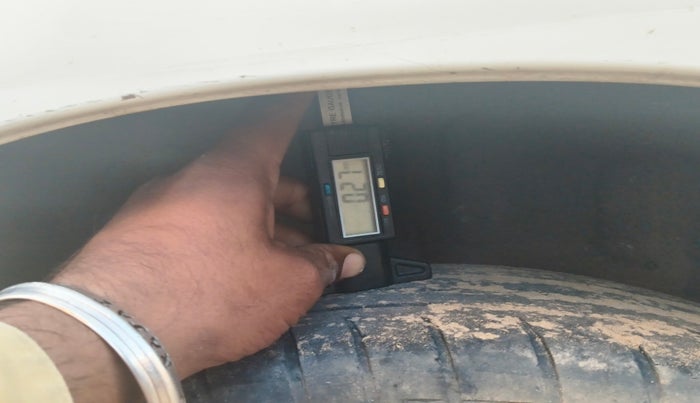 2013 Toyota Etios GD, Diesel, Manual, 1,51,935 km, tyre