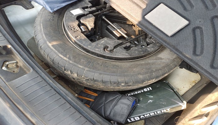 2019 Hyundai Creta E PLUS 1.4 DIESEL, Diesel, Manual, 1,16,409 km, tyre