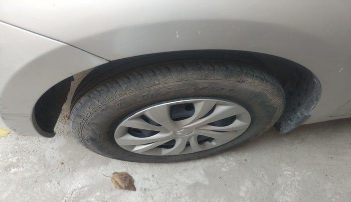 2021 Maruti Swift VXI AMT, Petrol, Automatic, 27,540 km, tyre