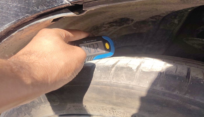 2023 Maruti Baleno  ZETA CNG 1.2L, Petrol, Manual, 1,02,798 km, tyre