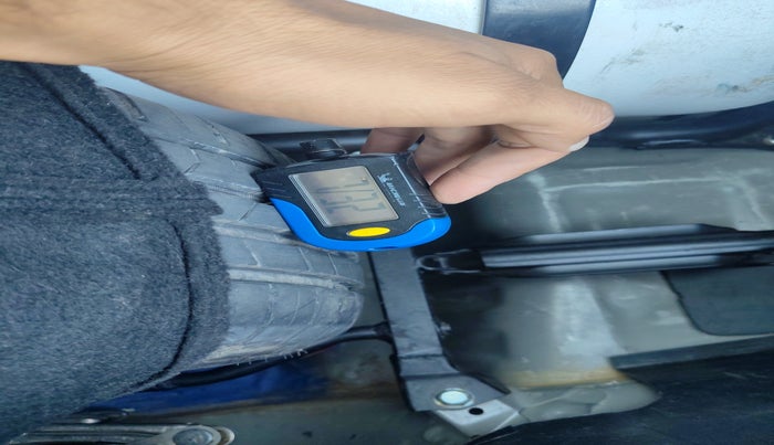 2023 Maruti Baleno  ZETA CNG 1.2L, Petrol, Manual, 1,02,798 km, tyre