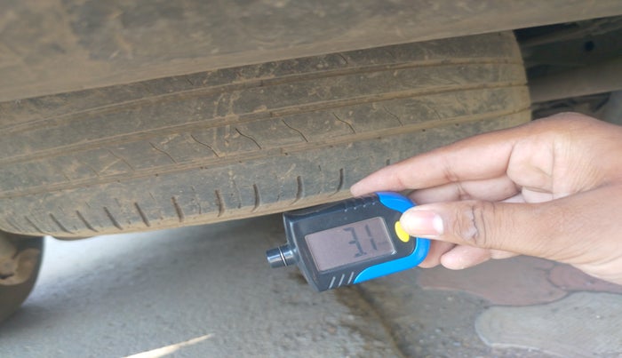 2019 Mahindra MARAZZO M2 7STR, Diesel, Manual, 92,774 km, tyre