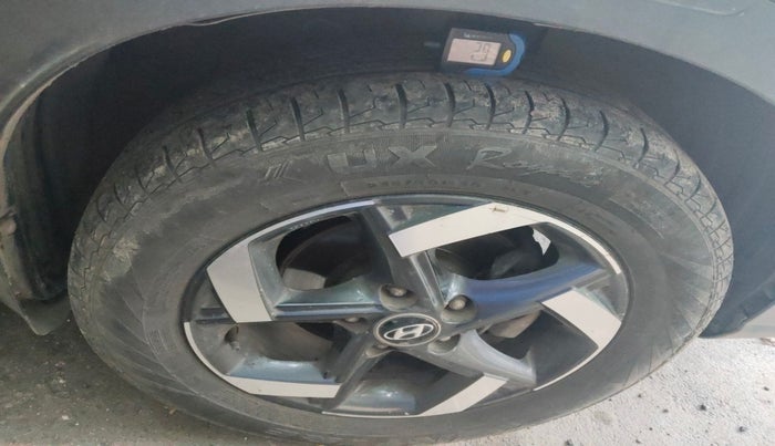 2019 Hyundai VENUE SX PLUS 1.0 TURBO DCT, Petrol, Automatic, 81,179 km, tyre