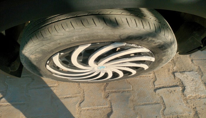 2023 Tata NEXON PURE 1.5 DIESEL, Diesel, Manual, 42,769 km, tyre