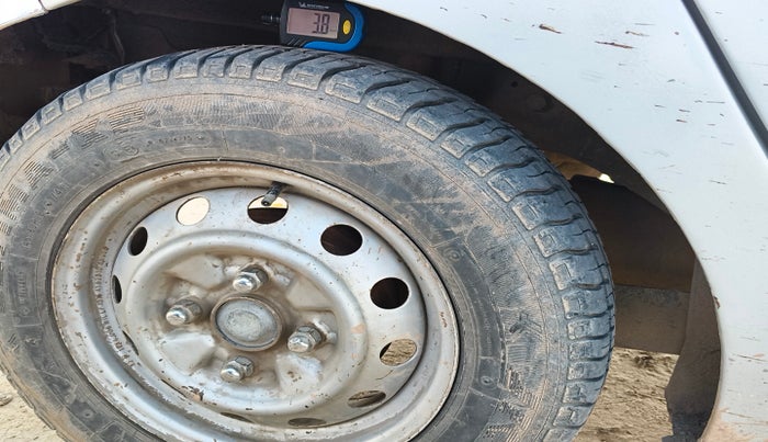 2012 Hyundai Eon ERA +, Petrol, Manual, 93,732 km, tyre