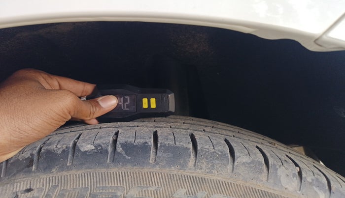 2021 Maruti Baleno ZETA PETROL 1.2, Petrol, Manual, 33,922 km, tyre