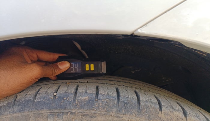 2021 Maruti Baleno ZETA PETROL 1.2, Petrol, Manual, 33,922 km, tyre