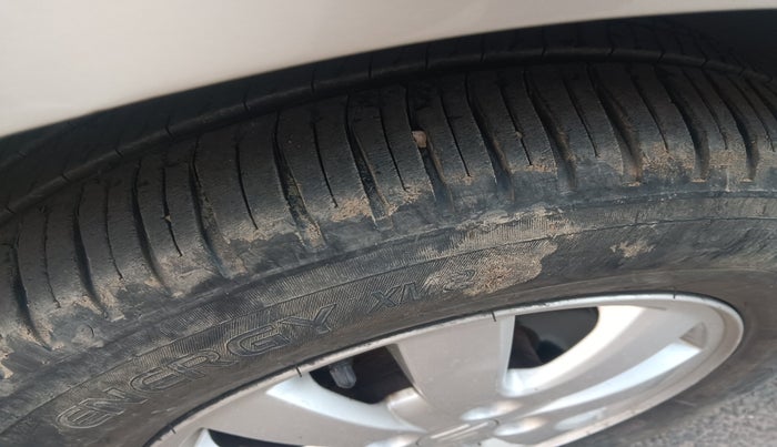 2013 Maruti Ritz ZXI, Petrol, Manual, 97,685 km, tyre