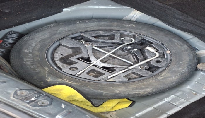 2022 Tata PUNCH ADVENTURE MT, Petrol, Manual, 57,360 km, tyre