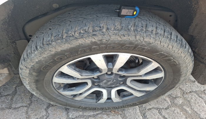 2019 Ford Endeavour TITANIUM PLUS 2.2 4X2 AT SUNROOF, Diesel, Automatic, 1,11,726 km, tyre