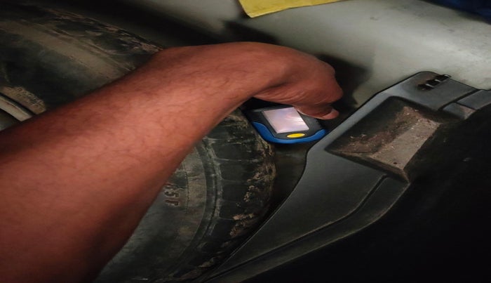 2020 Maruti Swift LXI, Petrol, Manual, 57,624 km, tyre