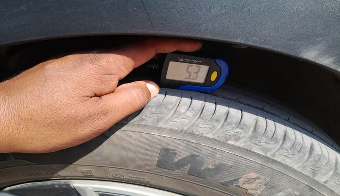 2024 KIA SONET HTK (O) 1.2 Petrol MT, Petrol, Manual, 29,356 km, tyre