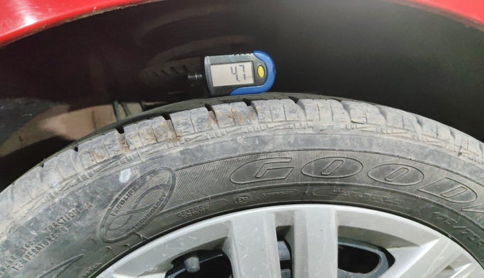 2020 Volkswagen Polo TRENDLINE 1.0L, Petrol, Manual, 43,971 km, tyre