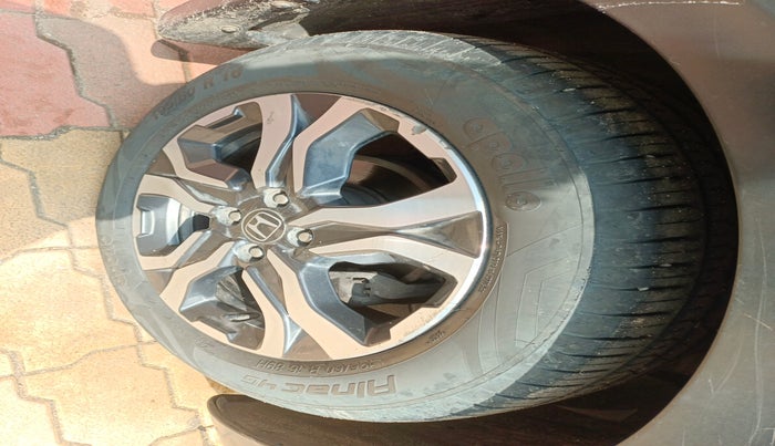 2017 Honda WR-V 1.5L I-DTEC VX MT, Diesel, Manual, 69,235 km, tyre