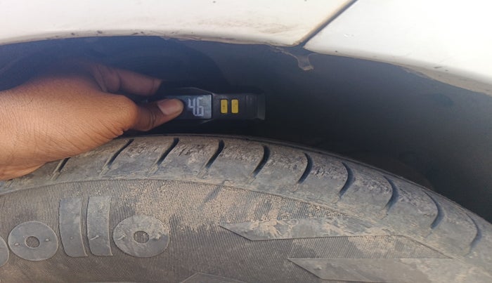 2019 Maruti Dzire VDI, Diesel, Manual, 1,63,607 km, tyre