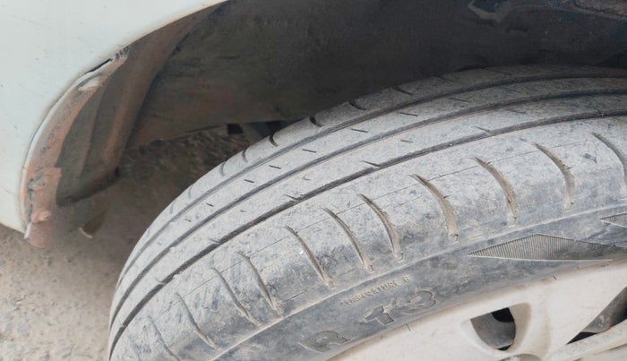 2011 Hyundai i10 ERA 1.1, Petrol, Manual, 67,365 km, tyre