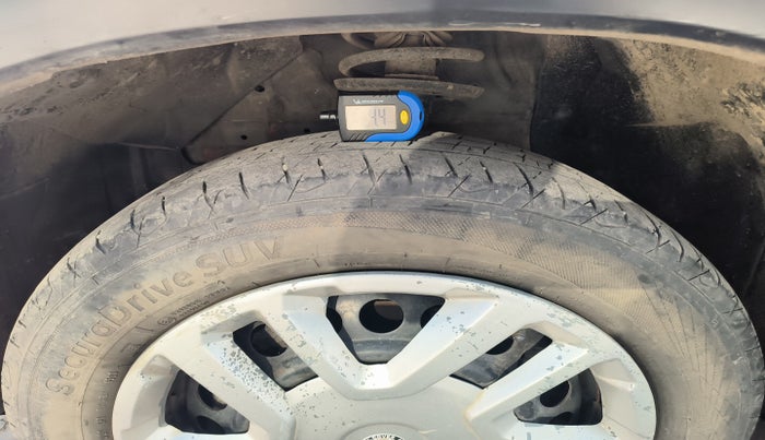 2017 Maruti Vitara Brezza VDI, Diesel, Manual, 87,619 km, tyre