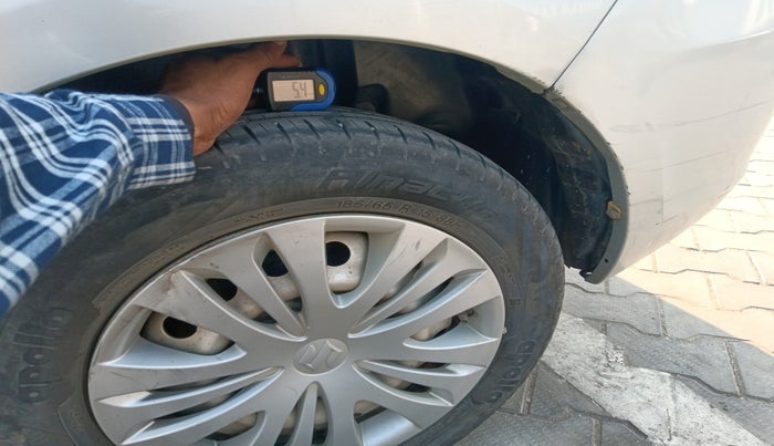 2012 Maruti Ertiga LDI, Diesel, Manual, 1,99,874 km, tyre