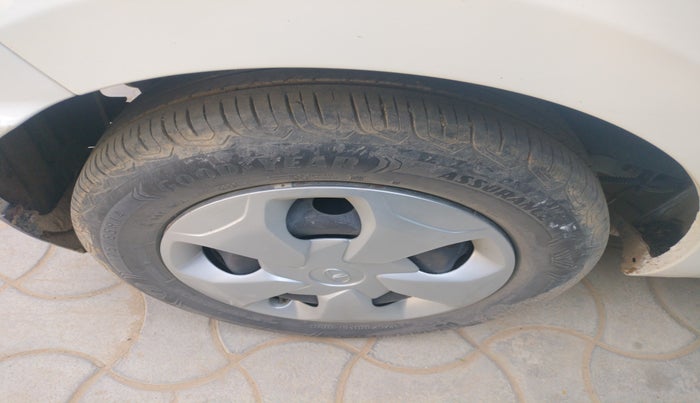 2021 Tata Tiago XT PETROL, Petrol, Manual, 37,759 km, tyre