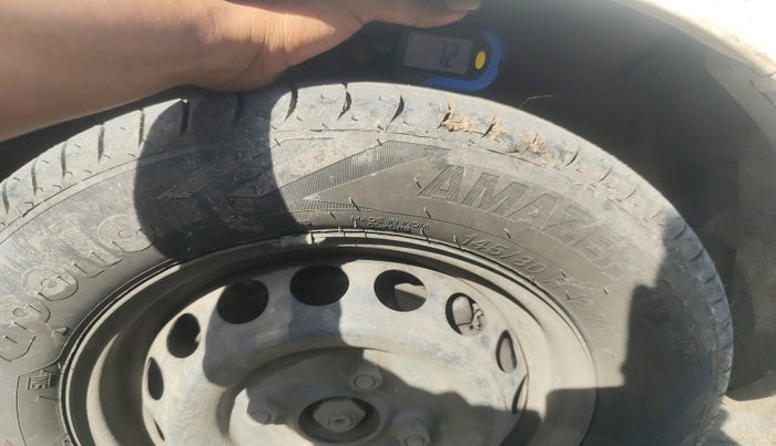 2015 Maruti Alto 800 LXI, Petrol, Manual, 1,05,361 km, tyre