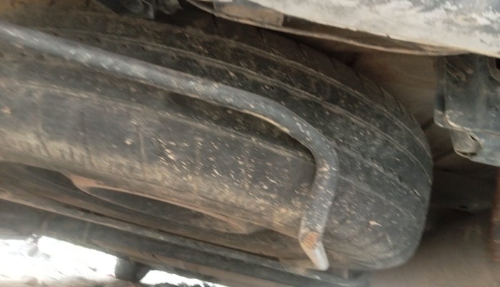 2015 Maruti Ertiga VXI, Petrol, Manual, 87,867 km, tyre