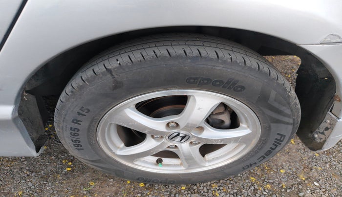 2010 Honda Civic 1.8L I-VTEC V MT, Petrol, Manual, 94,645 km, tyre