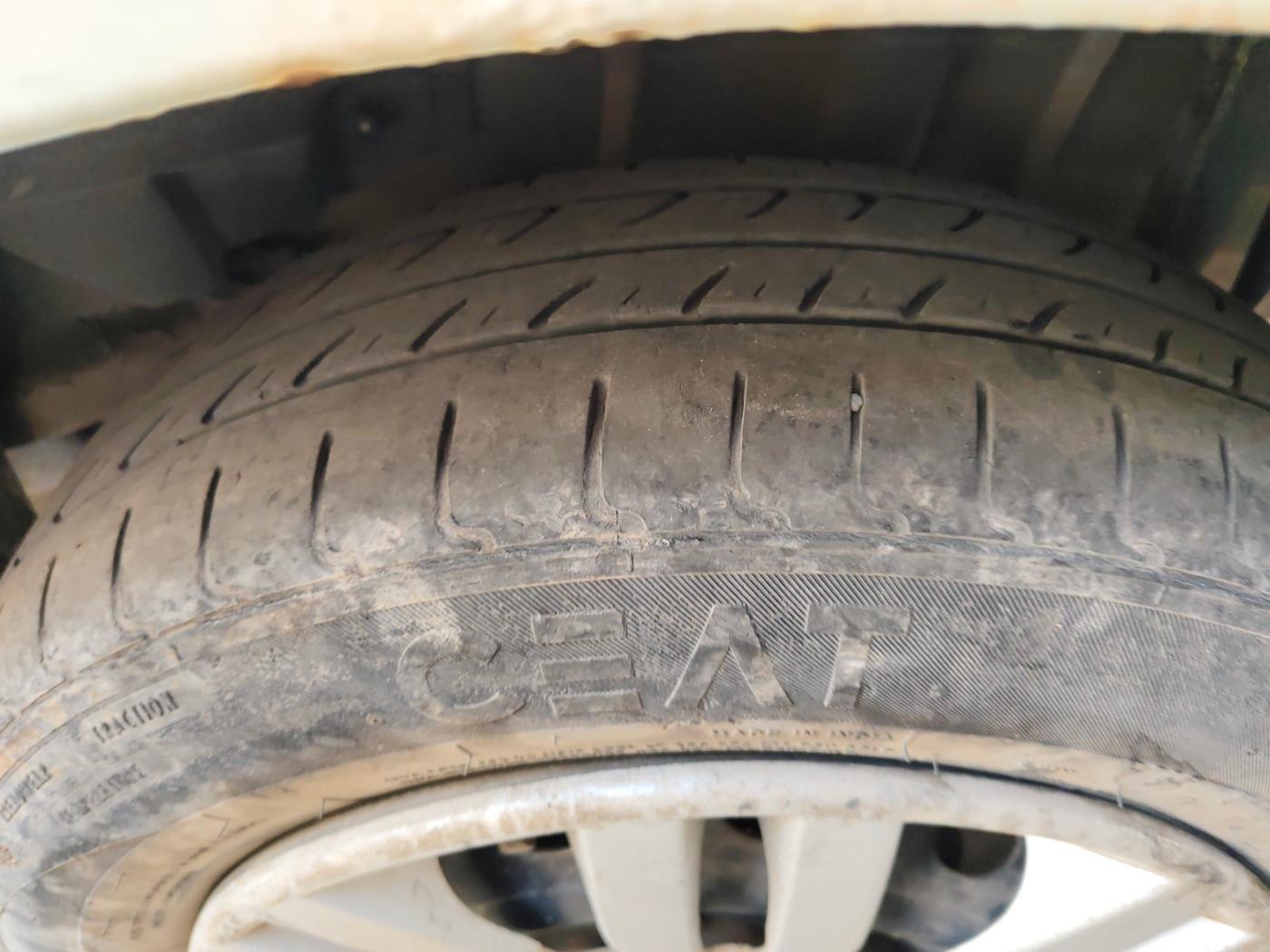2023 Tata TIGOR XZ CNG, Petrol, Manual, 82,625 km, tyre
