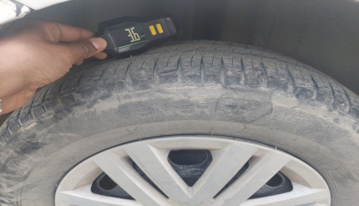 2011 Volkswagen Polo TRENDLINE 1.2L DIESEL, Diesel, Manual, 91,670 km, tyre