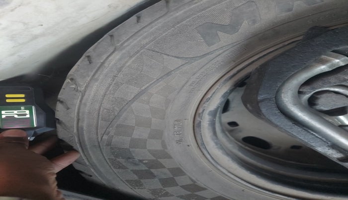 2011 Volkswagen Polo TRENDLINE 1.2L DIESEL, Diesel, Manual, 91,670 km, tyre