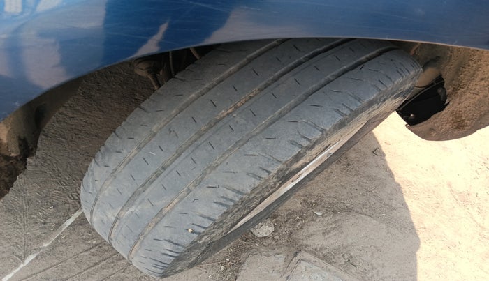 2013 Renault Duster 110 PS RXZ DIESEL, Diesel, Manual, 1,86,175 km, tyre