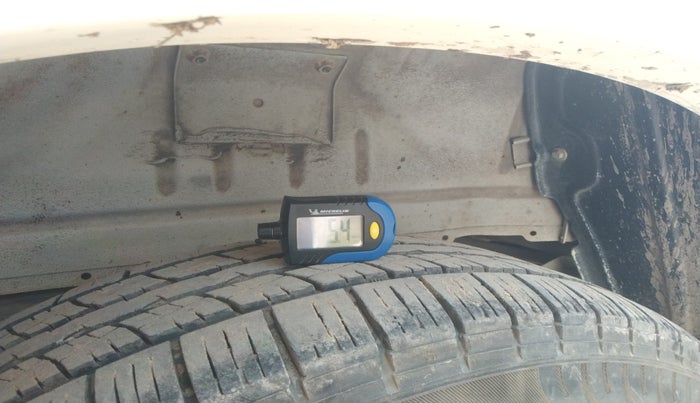 2016 Mahindra Scorpio S10, Diesel, Manual, 2,35,294 km, tyre