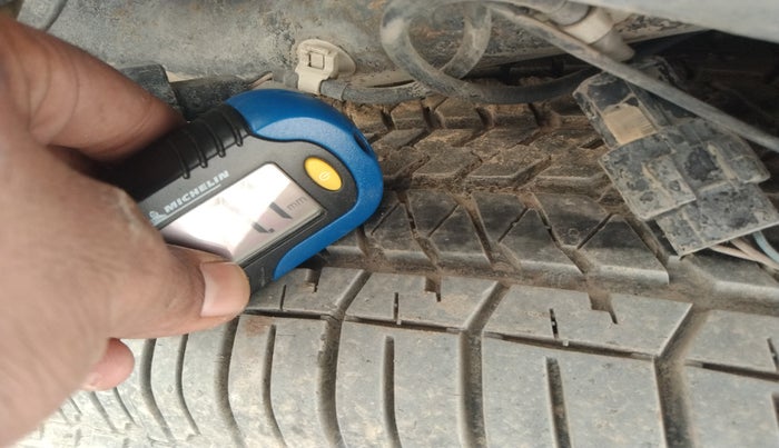 2016 Mahindra Scorpio S10, Diesel, Manual, 2,35,294 km, tyre