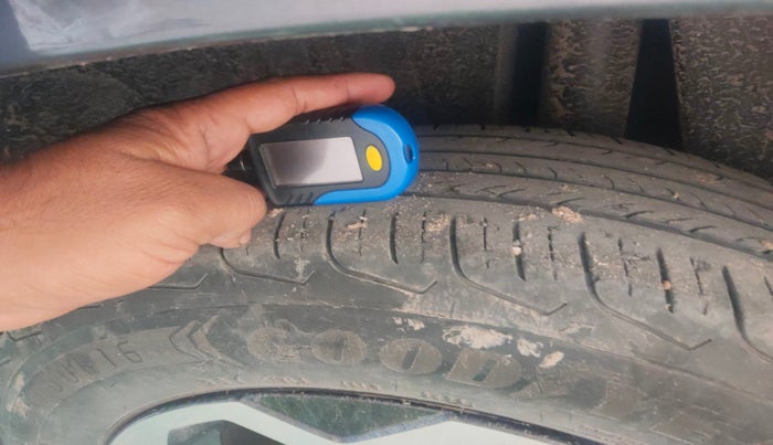 2023 Maruti FRONX ALPHA 1.0 TURBO MT, Petrol, Manual, 60,986 km, tyre