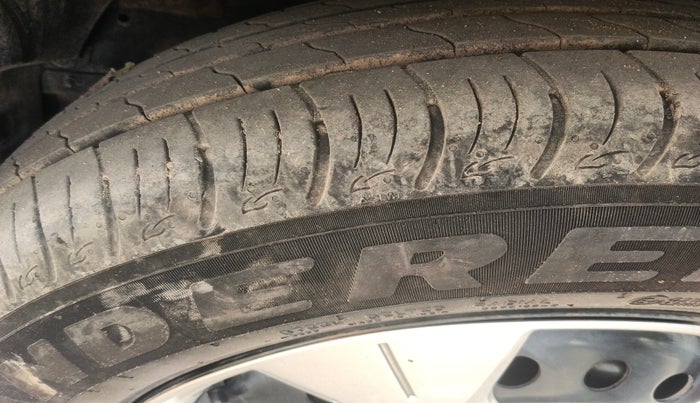 2024 Mahindra XUV 3XO MX3 1.2 L TCMPFi, Petrol, Manual, 11,381 km, tyre