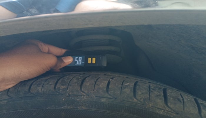 2019 MG HECTOR SHARP 1.5 DCT PETROL, Petrol, Automatic, 1,07,808 km, tyre