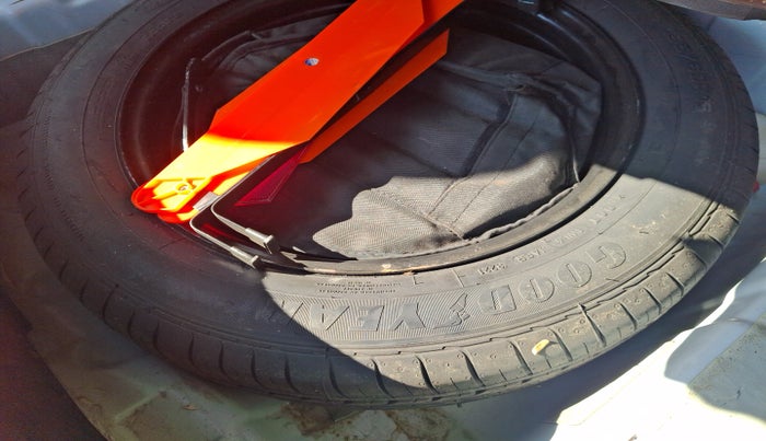 2021 Tata NEXON XZ PLUS PETROL, Petrol, Manual, 62,516 km, tyre