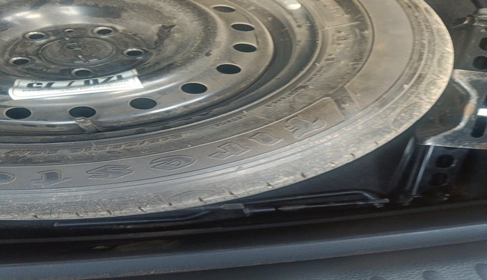 2018 Jeep Compass LONGITUDE (O) 2.0 DIESEL, Diesel, Manual, 77,191 km, tyre