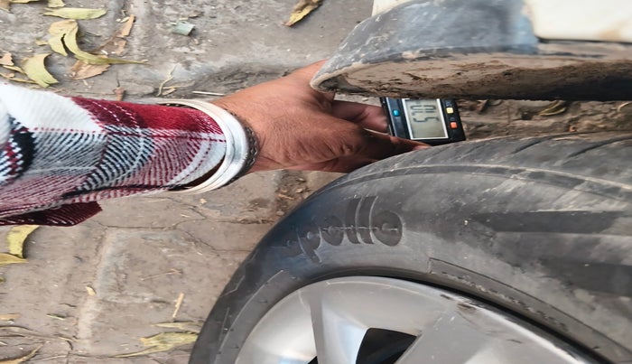 2017 Hyundai Grand i10 SPORTZ U2 1.2 CRDI, Diesel, Manual, 1,23,607 km, tyre