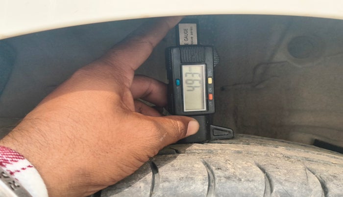 2017 Hyundai Grand i10 SPORTZ U2 1.2 CRDI, Diesel, Manual, 1,23,607 km, tyre