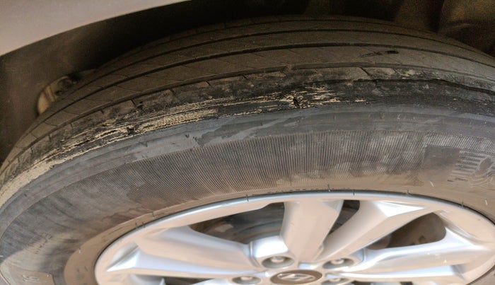 2016 Hyundai Creta SX PLUS AT 1.6 DIESEL, Diesel, Automatic, 77,065 km, tyre