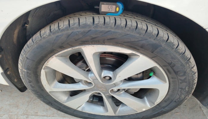 2017 Hyundai Elite i20 ASTA 1.4 CRDI (O), Diesel, Manual, 1,25,027 km, tyre