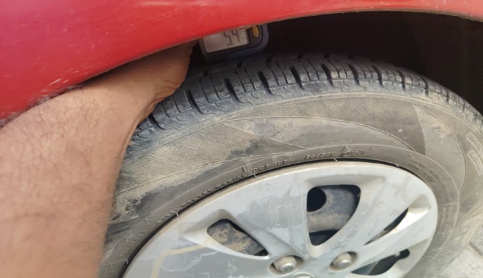 2012 Hyundai i10 SPORTZ 1.2 AT, Petrol, Automatic, 83,273 km, tyre