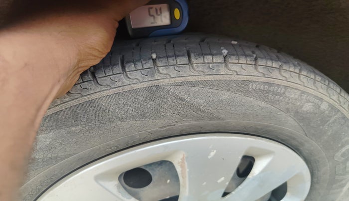 2012 Hyundai i10 SPORTZ 1.2 AT, Petrol, Automatic, 83,273 km, tyre