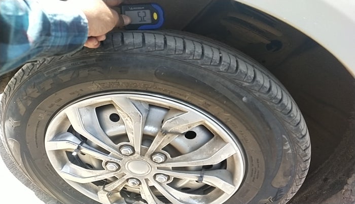 2020 Maruti New Wagon-R LXI CNG 1.0, Petrol, Manual, 52,599 km, tyre