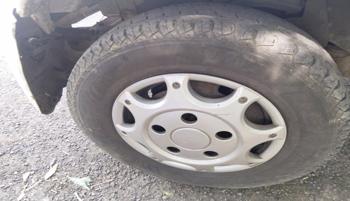 2012 Mahindra Bolero SLE BS-III, Diesel, Manual, 1,23,456 km, tyre